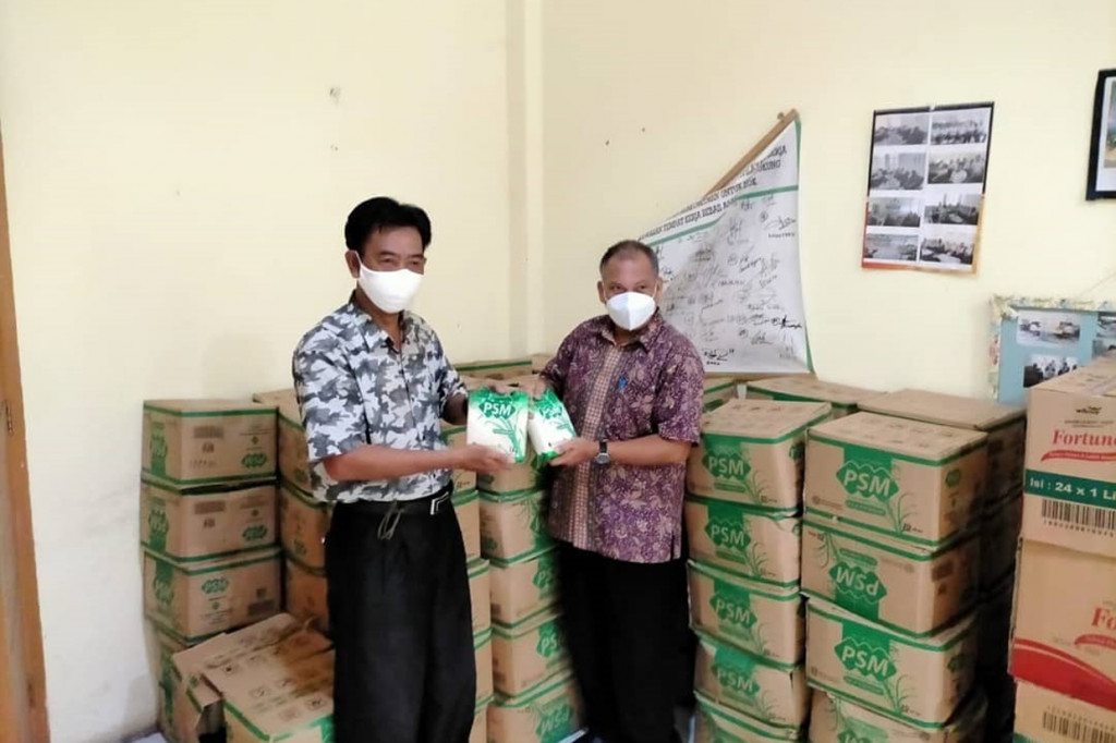 Menyambut bulan Ramadhan 1442 H, Pemerintah Kabupaten Musi Banyuasin menggelontorkan program subsidi Sembako bagi masyarakat kurang mampu/masyarakat miskin yang masuk dalam DTKS serta masyarakat yang terdampak Covid-19.