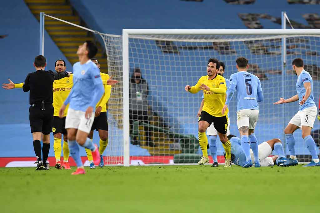 Pada menit ke-30, wasit Oividiu Hategan menghadiahi tendangan penalti untuk tuan rumah atas dugaan pelanggaran Can terhadap Rodri Hernandez, tetapi keputusan itu kemudian dianulir setelah masukan dari VAR. Skor imbang bertahan hingga turun minum.