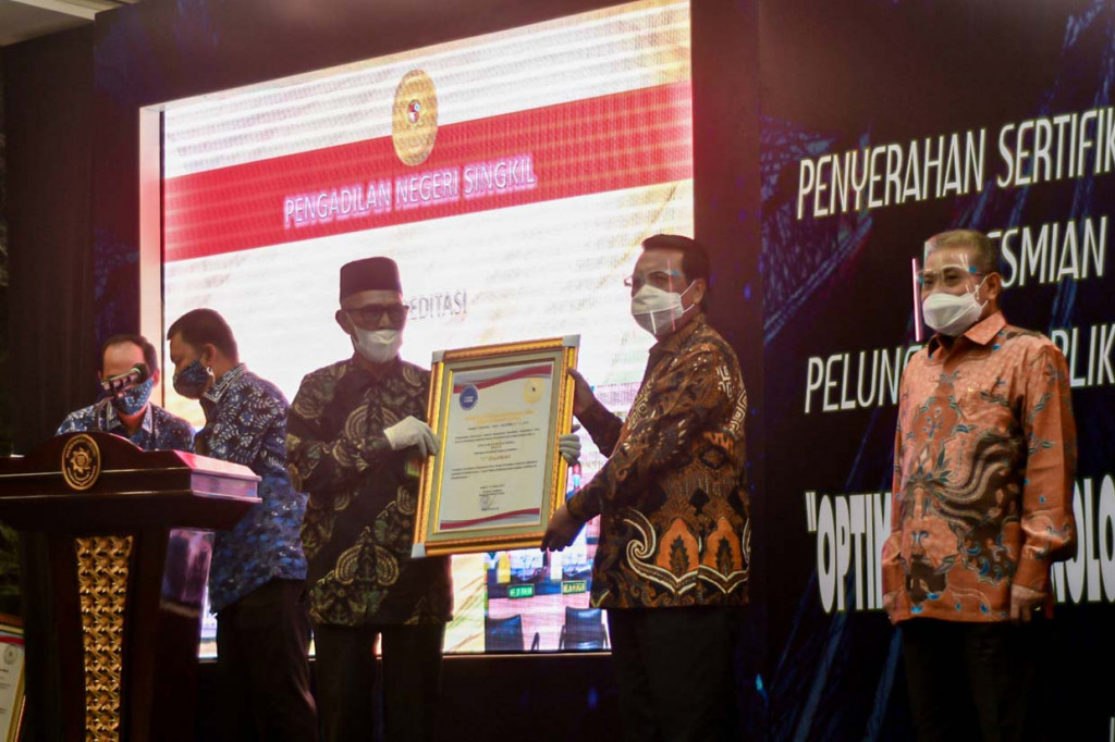 Acara ini juga berbarengan dengan diresmikannya Command Center.