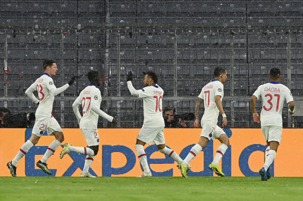 Paris Saint-Germain (PSG) mengemas kemenangan 2-0 atas Bayern Muenchen pada leg pertama perempat final Liga Champions 2020-2021. 