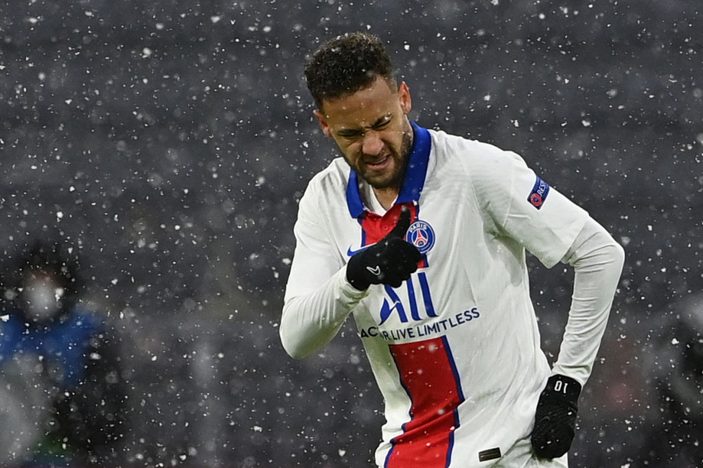 Kylian Mbappe melakukan selebrasi usai mencetak gol ke gawang Bayern Muenchen.