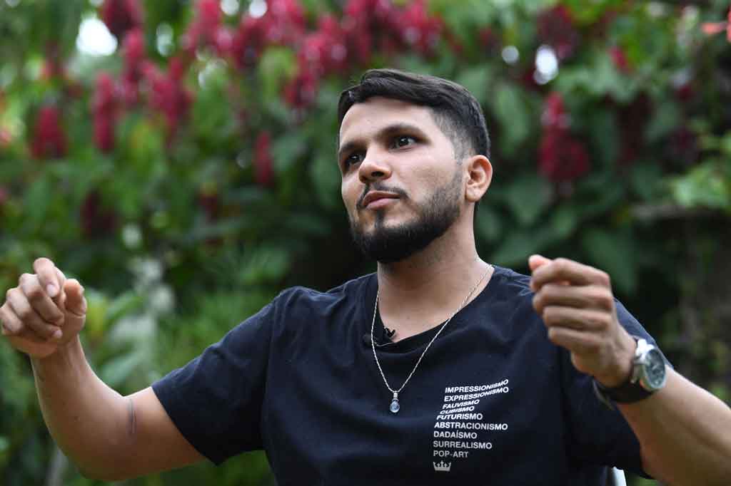 Makna yang didapatkan adalah, ia diselamatkan oleh sebuah keluarga yang hidup selaras dengan hutan, setelah ia sendiri bekerja untuk orang-orang yang merusaknya. 