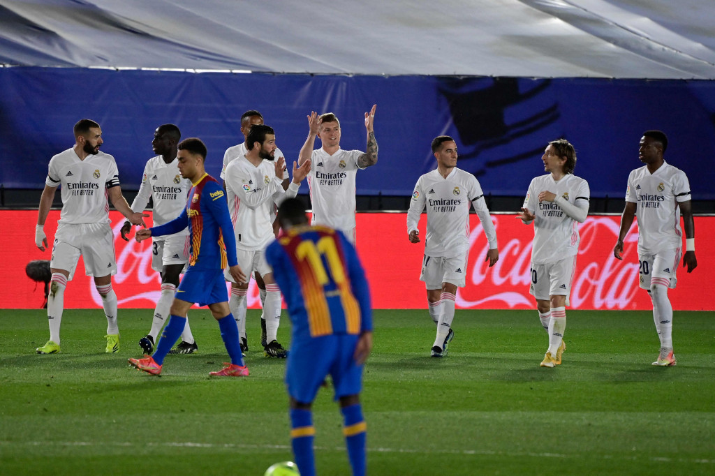 Kemenangan ini membuat Madrid berhasil melonjak ke posisi pertama klasemen Liga Spanyol dengan 66 poin dari 30 laga.
