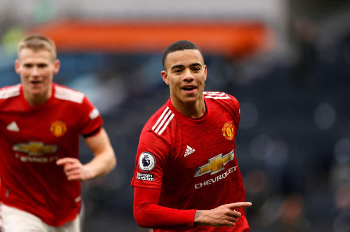 Mason Greenwood melakukan selebrasi usai mencetak gol ke gawang Tottenham Hotspur.