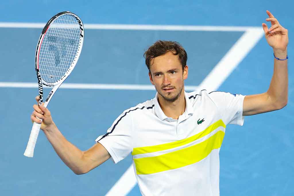 ATP Tour menyatakan, Medvedev telah ditempatkan di karantina, dan terus dipantau oleh Dokter Turnamen dan Tim Medis ATP.