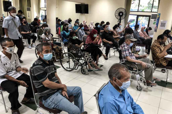 Hal ini dilakukan sebagai upaya memudahkan akses vaksinasi bagi seluruh mayarakat baik lansia maupun nonlansia di Jakarta, serta komitmen pemerintah dalam upaya meningkatkan kekebalan komunitas (herd immunity) di masa pandemi, agar target vaksinasi lansia lekas terpenuhi.