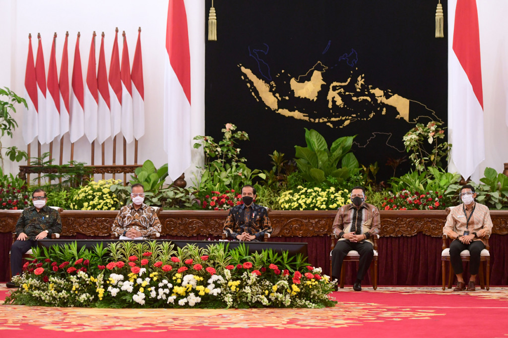 Turut hadir dalam acara peresmian tersebut antara lain Ketua MPR Bambang Soesatyo yang juga Ketua Umum Ikatan Motor Indonesia (IMI), Menteri Perindustrian Agus Gumiwang Kartasasmita, Menteri Pariwisata dan Ekonomi Kreatif Sandiaga Salahuddin Uno, Sekretaris Kabinet Pramono Anung, dan Presiden Direktur PT Dyandra Promosindo Hendra Noor Saleh selaku pihak penyelenggara.