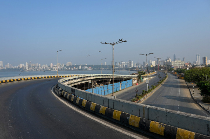 Kasus virus corona di India mencapai rekor tertinggi. Rekor 200.000 kasus baru terjadi pada Kamis, 15 April 2021.