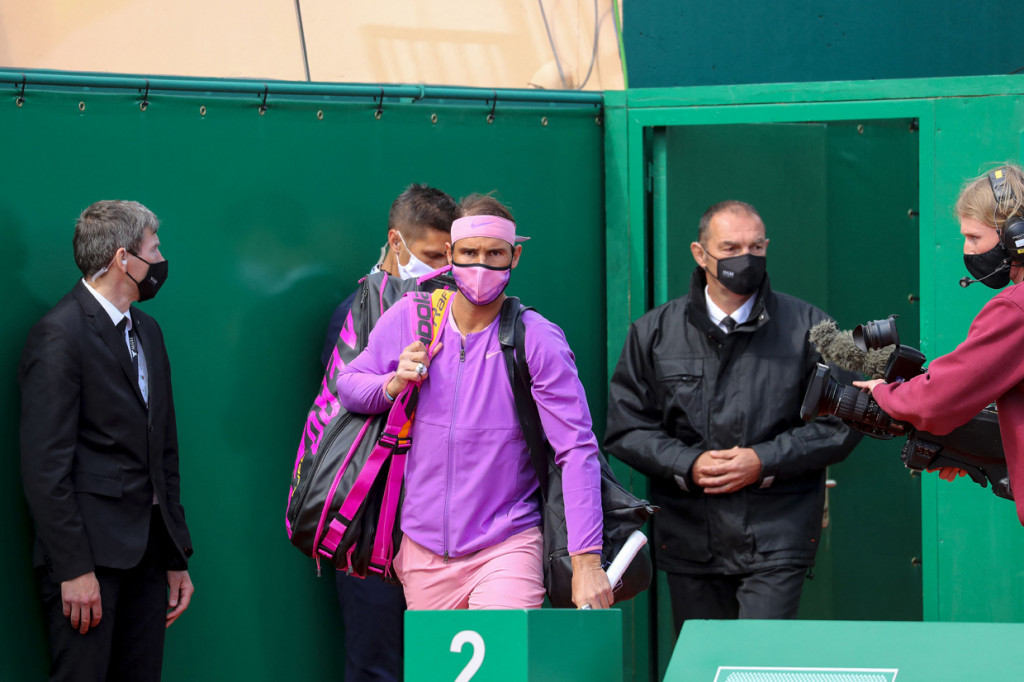 Di perempat final, Nadal akan bertemu dengan pemenang putaran ketiga atau 16 besar antara unggulan keenam Andrey Rublev (Rusia) dan unggulan kesembilan Roberto Bautista Agut (Spanyol) yang ketika berita ini ditayangkan baru saja mulai bertanding. 