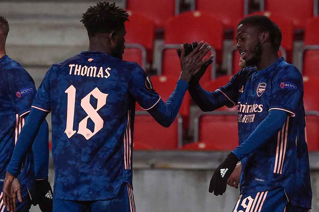 Pada menit ke-15 tim tamu mampu membuka keunggulan mereka melalui Pepe yang dengan dingin memperdaya Kolar setelah menerima umpan sodoran Smith Rowe.