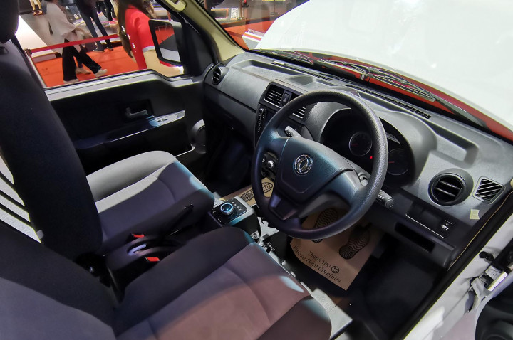 Di klaim Gelora E hanya membutuhkan Rp 200 per kilometer, Sehingga apabila dibandingkan dengan kendaraan komersial konvensional hanya 1/3.