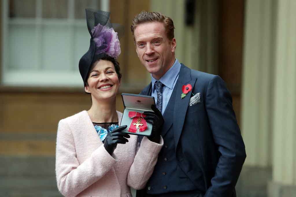Pasangan yang menikah pada 2007 itu dua orang anak. Mereka bertemu saat tampil dalam drama Shakespeare Much Ado About Nothing sebagai protagonis komedi Beatrice dan Benedick.