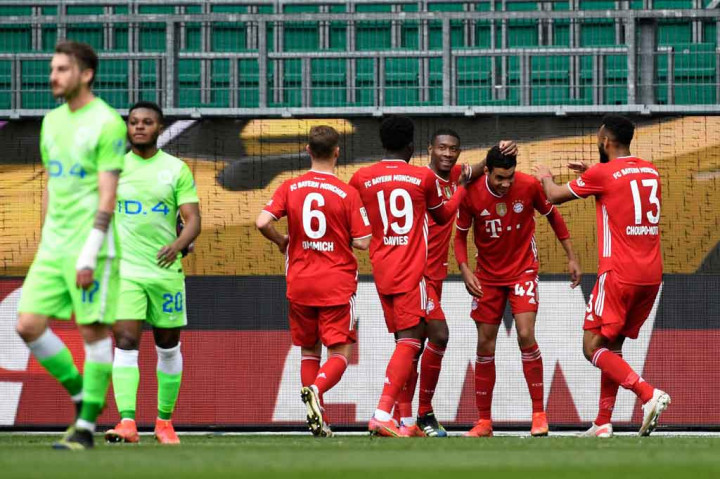 Tetapi dua menit kemudian Musiala sukses mencetak gol keduanya dengan sundulan menyambut umpan silang Thomas Mueller. Gol itu sekaligus membuat Musiala jadi pemain termuda yang mencapai raihan enam gol di kasta tertinggi Liga Jerman.
