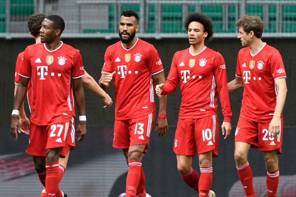 Keunggulan 3-2 mampu dipertahankan Bayern hingga peluit panjang berbunyi. Hasil tersebut membuat Bayern kukuh di puncak klasemen dengan mengoleksi 68 poin atau unggul tujuh poin atas RB Leipzig, sehingga hanya butuh tiga kemenangan lagi untuk menjuarai liga. Sedangkan Wolfsburg (54) tetap di posisi ketiga.