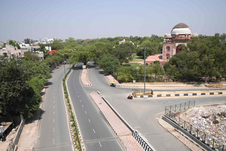 Ibu Kota New Delhi, India, mendadak sunyi sepi setelah pemerintah kembali menerapkan penguncian wilayah (lockdown).