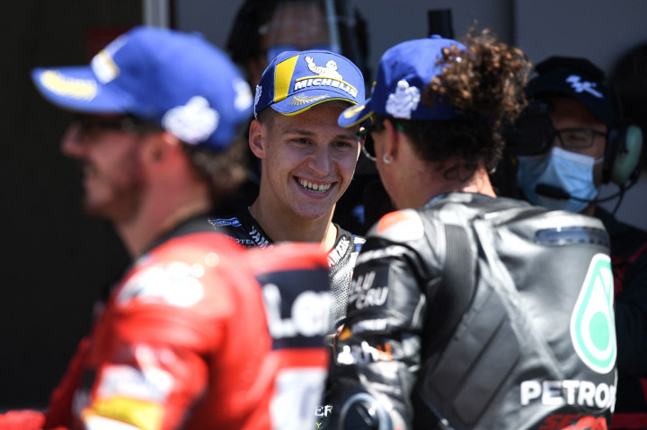 Dengan kemenangan ini, Yamaha pun menyapu bersih di tiga seri awal MotoGP 2021. Sebelumnya, Maverick Vinales menang di MotoGP Qatar, Quartararo menang di MotoGP Doha.