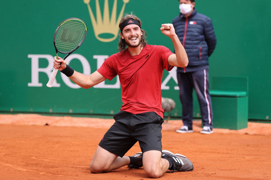 Dalam pertemuan ketujuhnya melawan Rublev hari ini, Tsitsipas menambah satu angka keungglan menjadi 4-3 dalam catatan pertemuan mereka.
