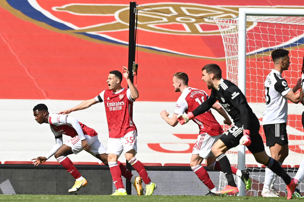 Arsenal tetap berada di posisi kesembilan klasemen Liga Inggris dengan 46 poin, namun bisa melorot jika Leeds United dan Aston Villa menang di pekan ke-32. Fulham tetap di posisi ke-18 dengan 27 poin.