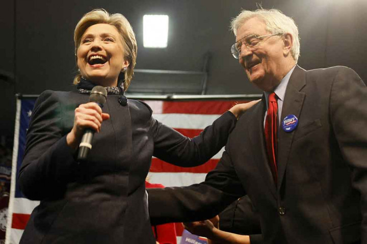 Wakil Presiden saat ini Kamala Harris mengatakan dalam sebuah pernyataan pendahulunya menjalani kehidupan pelayanan yang luar biasa, dan memanggilnya begitu murah hati dengan kecerdasan dan kebijaksanaannya selama bertahun-tahun.