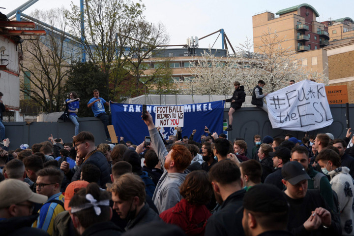 European Super League dideklarasikan pada Senin, 19 April 2021. Kompetisi ini digagas 12 tim elit Eropa, dengan enam di antaranya tim Big Six Premier League.