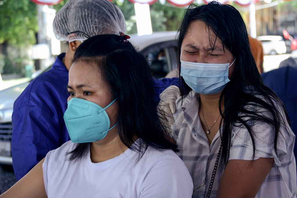 Bupati Giri Prasta mengaku pihaknya terus fokus melaksanakan vaksinasi di Kuta, karena wilayah itu merupakan pintu masuk tamu domestik dan mancanegara melalui transportasi udara. Ia menargetkan pekan depan vaksinasi kepada masyarakat Kuta sebagai kawasan penyangga zona hijau covid-19 juga harus sudah selesai.