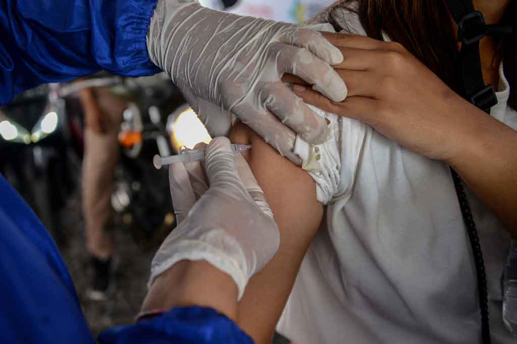 Direktur Utama Waterbom Bali Sayan Gulino menambahkan pihaknya sangat terbuka dalam mendukung arahan pemerintah terkait pelaksanaan program vaksinasi massal.