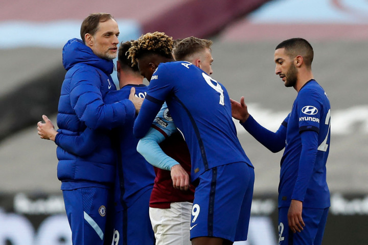 Sementara itu, West Ham berada satu peringkat di bawah Chelsea dengan koleksi 55 angka.