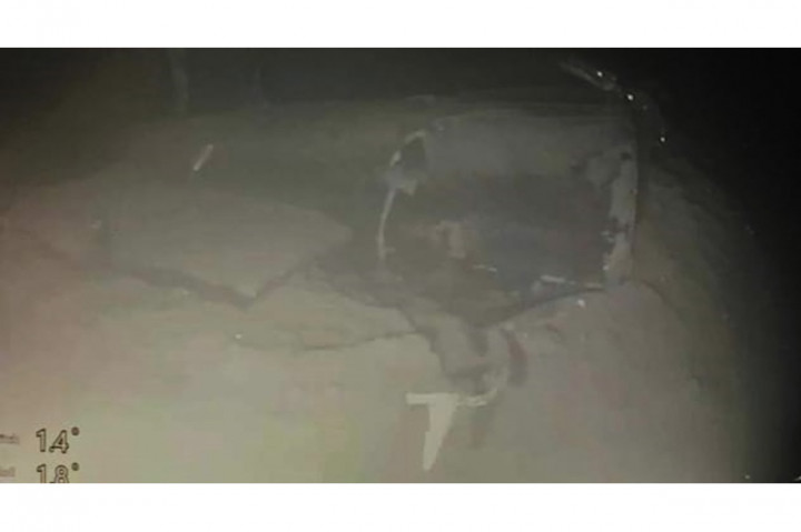 Yudo menjelaskan, kontak visual kapal selam KRI Nanggala-402 berhasil ditemukan pada pukul 9.04 WITA yang dilakukan oleh kapal MV Swift Rescue setelah melanjutkan pencarian yang dilakukan KRI Rigel.
