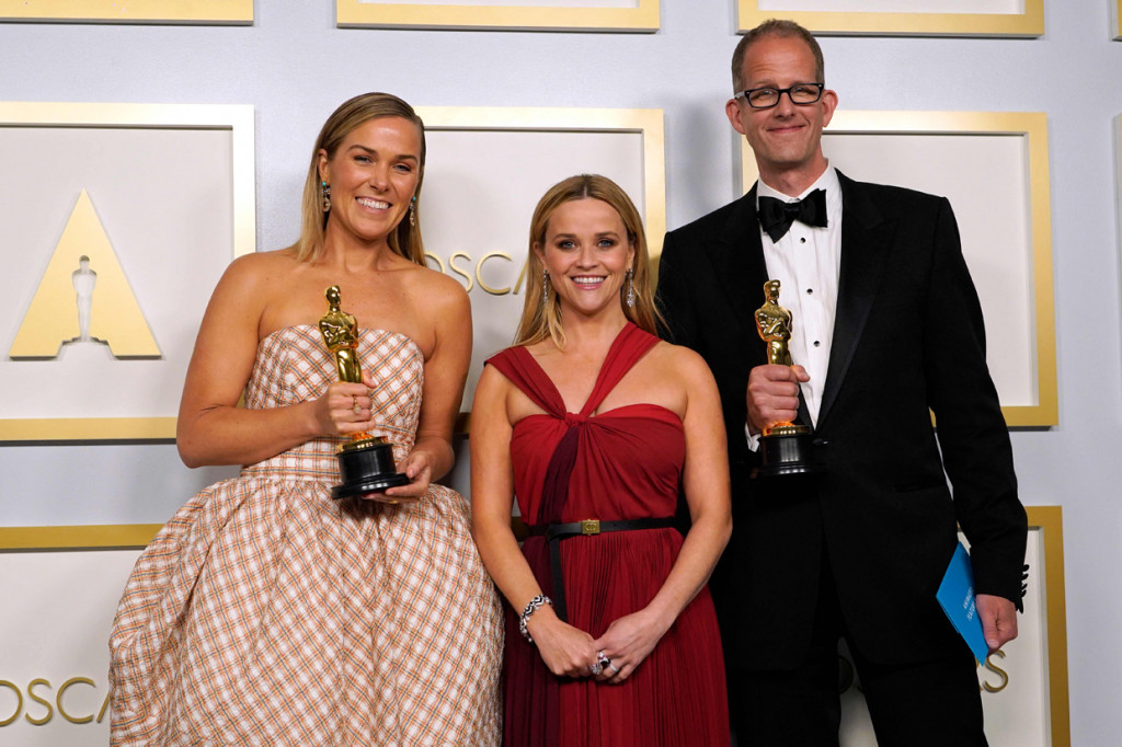 Soul berhasil meraih penghargaan Best Animated Feature Film atau Film Animasi Terbaik dalam dalam ajang penghargaan Academy Awards ke-93 atau Oscar 2021.