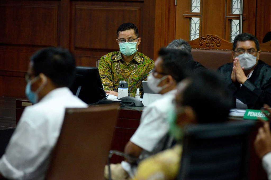 Adapun agenda sidang mendengarkan saksi dari Jaksa Penuntut Umum (JPU) dari KPK. Jaksa menghadirkan sebanyak lima orang saksi. Mereka adalah Rosehan Ansyari, Rizki maulana, Robbin Saputra, Iskandar Zulkarnain, dan Firmansyah.

