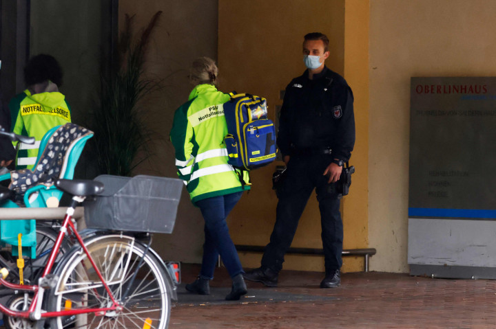 Polisi Jerman menangkap wanita berusia 51 tahun, yang diduga terlibat pembunuhan empat orang di sebuah rumah sakit di kota Berlin.
