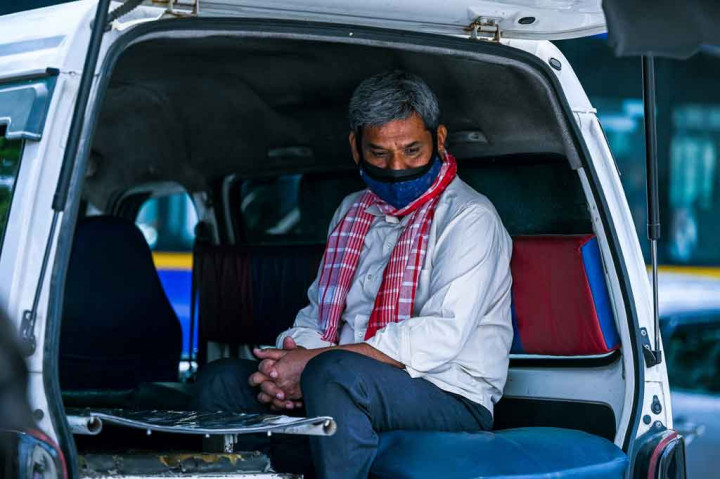 Jumlah total kasus telah mencapai 19 juta. Ketika gelombang kedua mulai meningkat, India telah menambahkan sekitar 7,7 juta kasus sejak akhir Februari. Sebaliknya, memakan waktu hampir enam bulan bagi India untuk menambahkan 7,7 juta kasus sebelumnya.