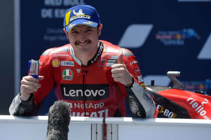 Pembalap Ducati Jack Miller melengkapi posisi start baris terdepan di P3 setelah finis 0,105 detik lebih lambat.