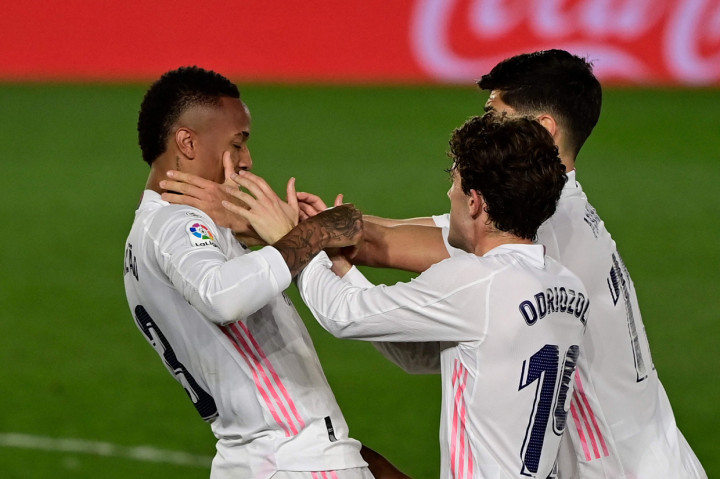 Madrid berhasil unggul 1-0 di menit ke-76. 