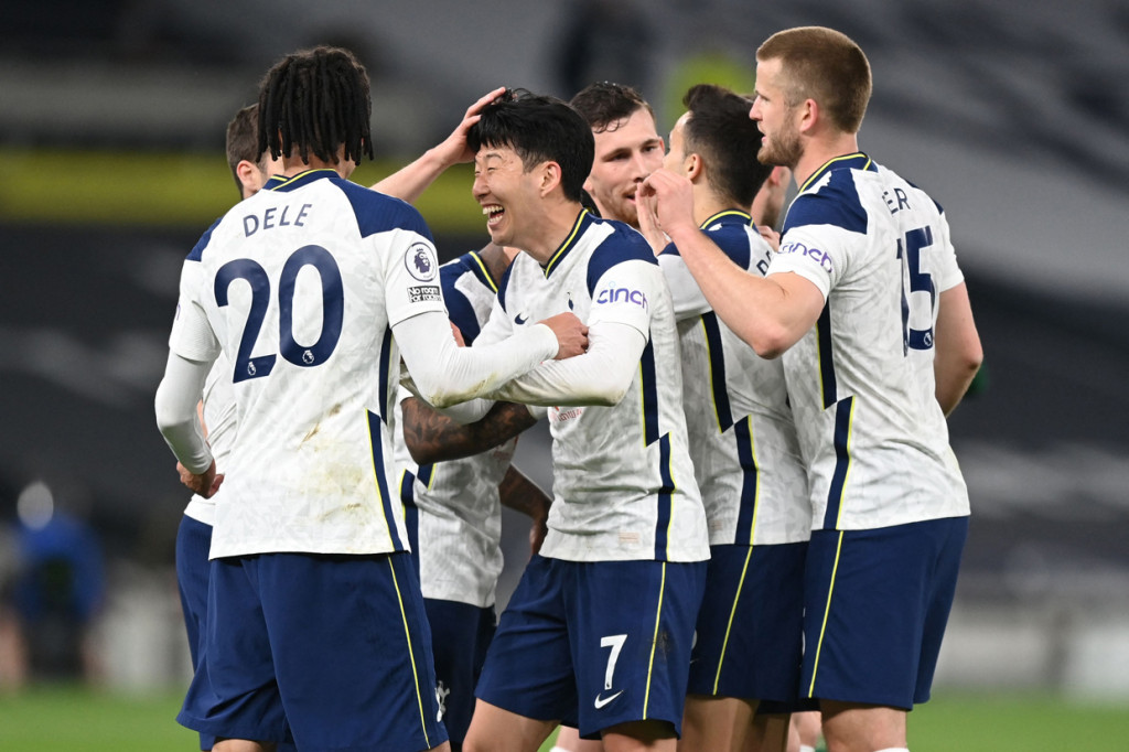 Kemenangan ini menempatkan Tottenham sementara di posisi lima klasemen Liga Primer Inggris dengan nilai 56, terpaut lima angka dari Chelsea di tempat keempat.