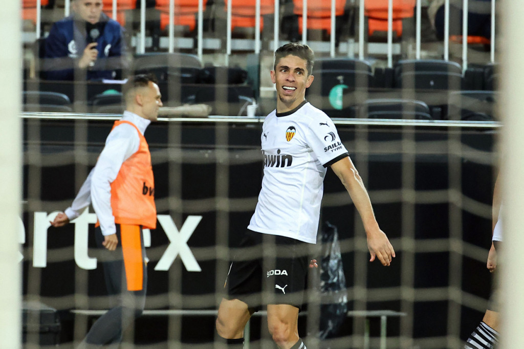 Valencia unggul lebih dulu lewat sundulan Gabriel Paulista di menit ke-50.