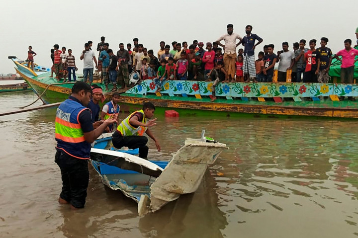 Tragis! Tabrakan Spedboat dan Kapal Pasir di Bangladesh Tewaskan