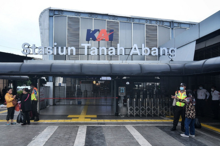 PT Kereta Commuter Indonesia (KCI) melakukan rekayasa untuk perjalanan kereta rel listrik (KRL) yang melintasi atau tujuan Stasiun Tanah Abang mulai hari ini pada pukul 15.00 sampai 19.00 WIB. 