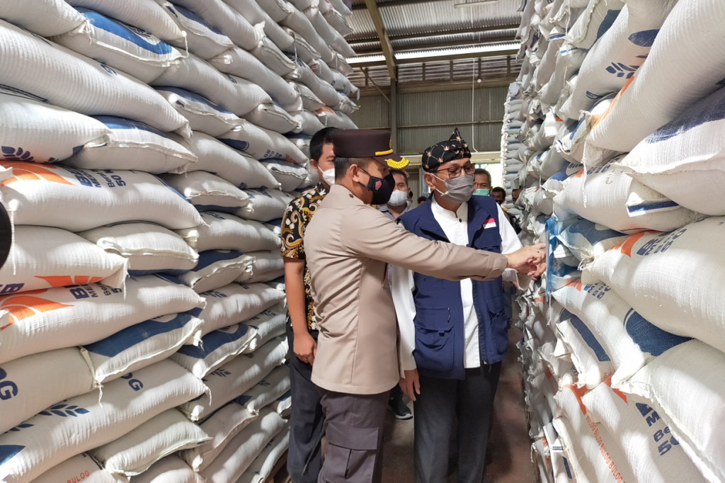 Inspeksi mendadak dilakukan tim gabungan mulai dari, Pelaksana Tugas Wali Tasikmalaya, Kapolres Tasikmalaya Kota, Wakasdim 0612 Tasikmalaya, Bank Indonesia, Disperindag, Perekonomian, Pertanian.