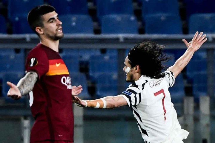 Cavani mencetak gol keduanya pada menit ke-68 dengan tandukan kerasnya menyambut umpan silang akurat kiriman Fernandes demi membuat kedudukan imbang 2-2.