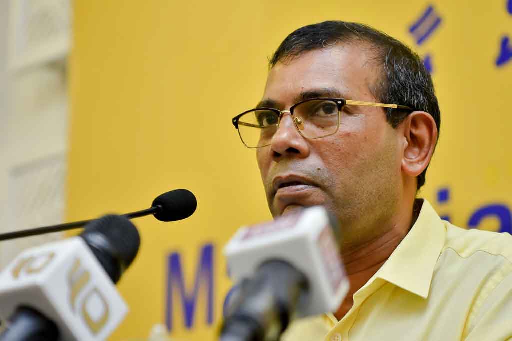 Seorang anggota keluarga mengatakan Nasheed menderita beberapa luka. 