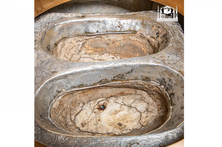 Untuk pertama kalinya, Pemerintah Arab Saudi merilis gambar detail Maqam Ibrahim atau jejak kaki Nabi Ibrahim saat membangun Kakbah di Masjidil Haram, Arab Saudi. Gambar tersebut belum pernah dipublikasikan sebelumnya.