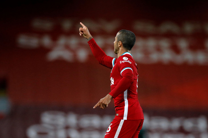 Liverpool kemudian mengunci kemenangan melalui gol Thiago Alcantara di menit ke-90. 