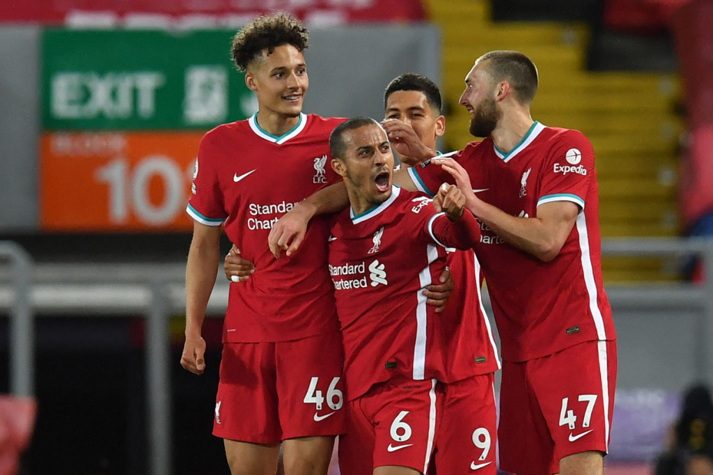 Untuk Southampton, hasil di Anfield ini membuat mereka tak beranjak dari peringkat ke-16 dengan 37 poin. 