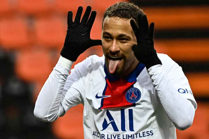Neymar telah menyetujui perpanjangan kontrak dengan Paris Saint-Germain hingga 2025, juara bertahan Liga Prancis itu mengumumkan pada hari Sabtu, 8 Mei 2021.