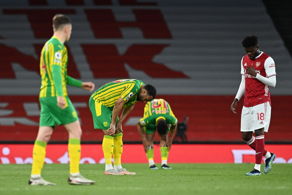 Sementara West Brom dipastikan terdegradasi dengan berada di peringkat ke-19 dan angka 26. 