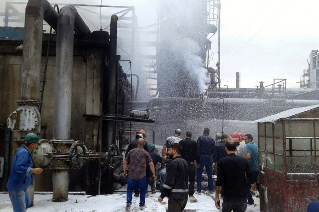 Sejumlah fasilitas dikabarkan rusak akibat insiden ini.