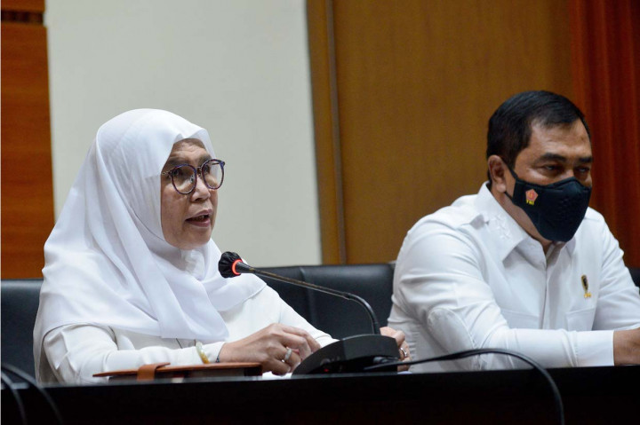 Bareskrim menyita barang bukti berupa uang tunai sebesar Rp647,9 juta dari brankas pribadi Bupati Nganjuk,. Bareskrim juga menyita delapan ponsel dari tangkap tangan itu. Korps Bhayangkara juga menyita satu buku tabungan atas nama Tri Basuki Widodo.