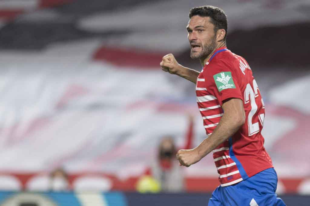 Granada akhirnya berhasil menjebol gawan Madrid pada menit ke-71 lewat pemain veteran Jorge Molina. Berawal dari sepakan Suarez yang ditepis Courtois, bola liar langsung disambar Molina untuk menjebol gawang Madrid.