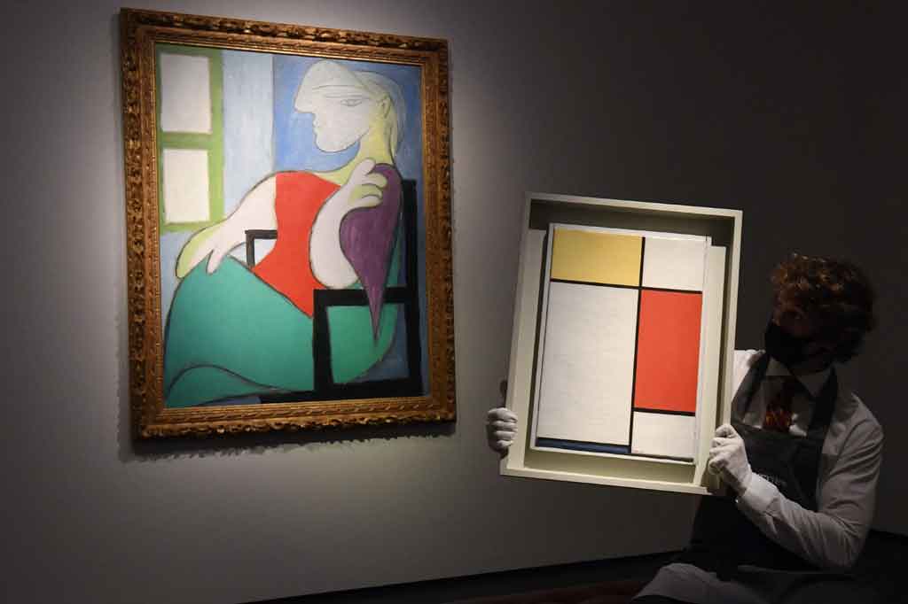 Lima karya pelukis Spanyol itu kini telah melewati ambang simbolis USD100 juta. Bahkan sebelum penjualan ini, dia sudah sendirian di puncak klub yang sangat eksklusif ini dengan empat lukisan, termasuk 'Women of Algiers', yang memegang rekor Picasso, dengan USD179,4 juta pada tahun 2015.